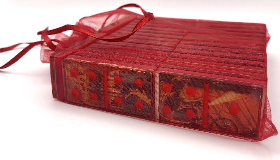 Double Six Domino Set – Stranger Things Edition